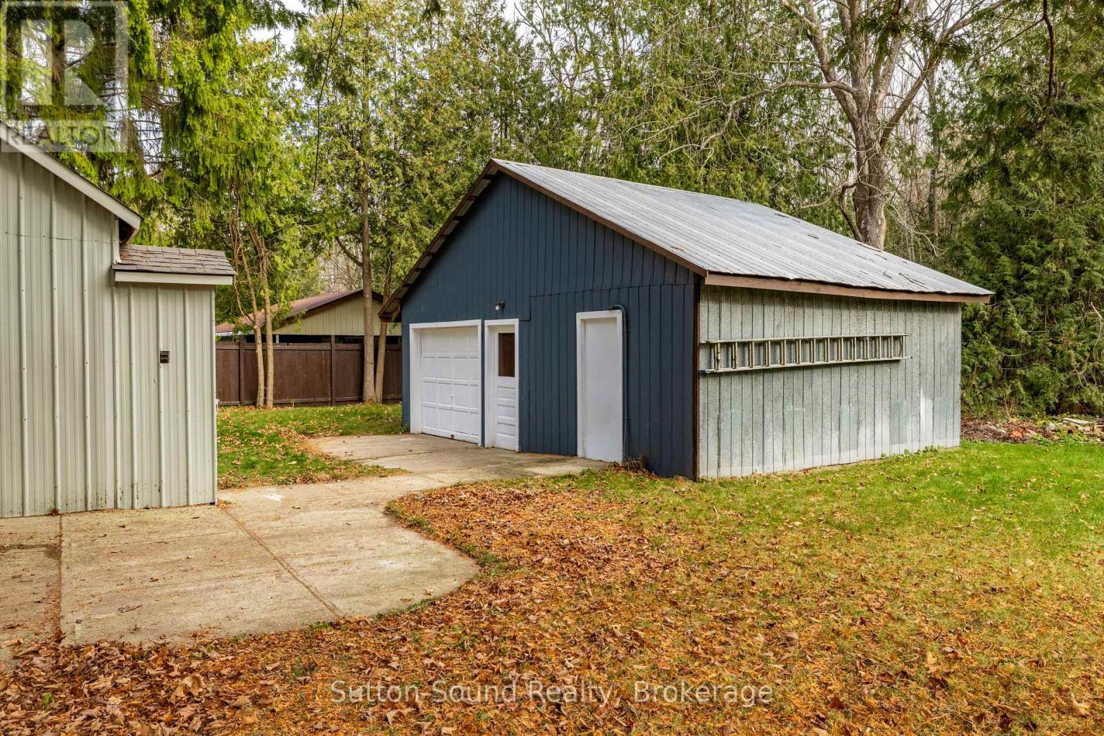 318777 Grey Road 1 Road, Georgian Bluffs, Ontario  N4K 5N4 - Photo 2 - X12570822