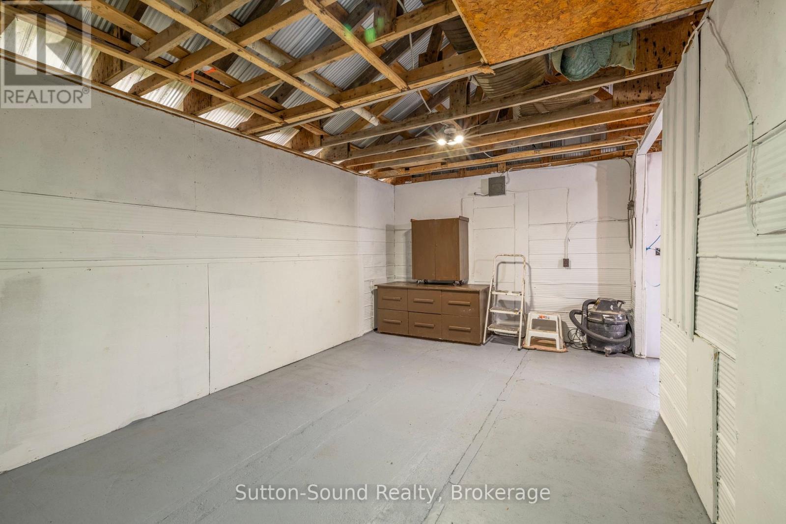 318777 Grey Road 1 Road, Georgian Bluffs, Ontario  N4K 5N4 - Photo 29 - X12570822