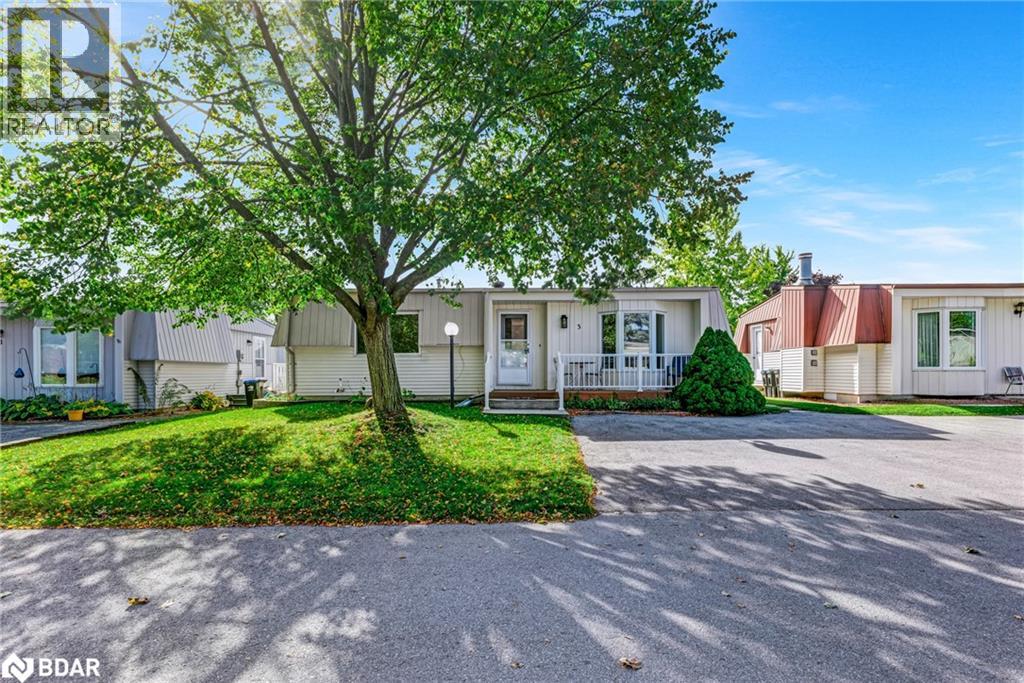 3 Comforts Cove, Innisfil, Ontario  L9S 1S3 - Photo 1 - 40790090