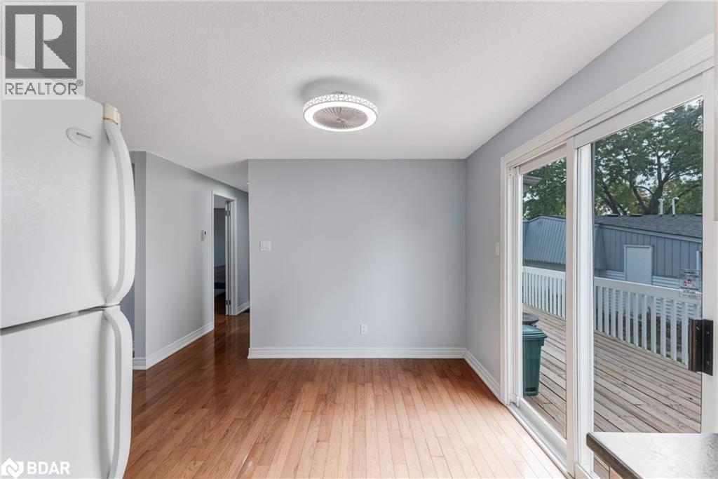 3 Comforts Cove, Innisfil, Ontario  L9S 1S3 - Photo 9 - 40790090