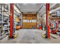 40 KING STREET E, Kawartha Lakes, Ontario