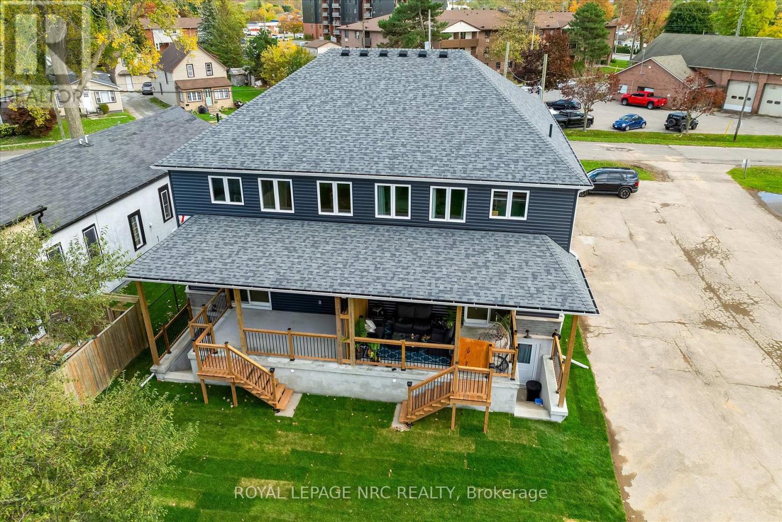 66 Page Street, Port Colborne, Ontario  L3K 5V1 - Photo 4 - X12474058