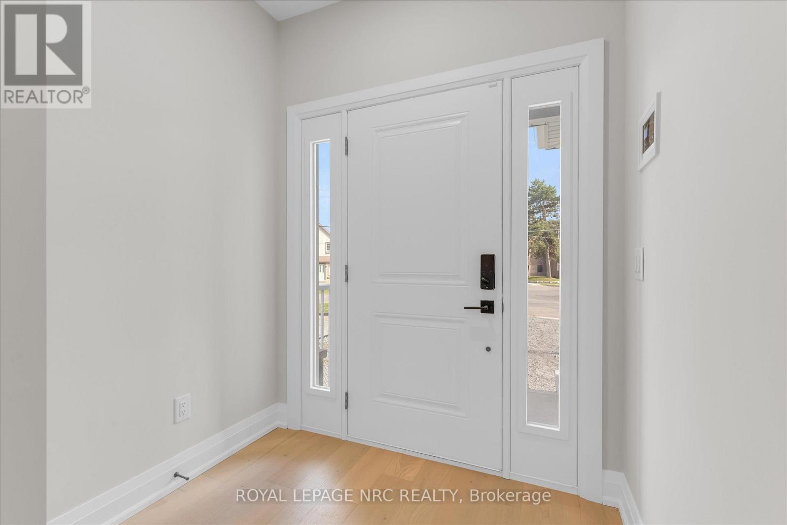 66 Page Street, Port Colborne, Ontario  L3K 5V1 - Photo 7 - X12474058