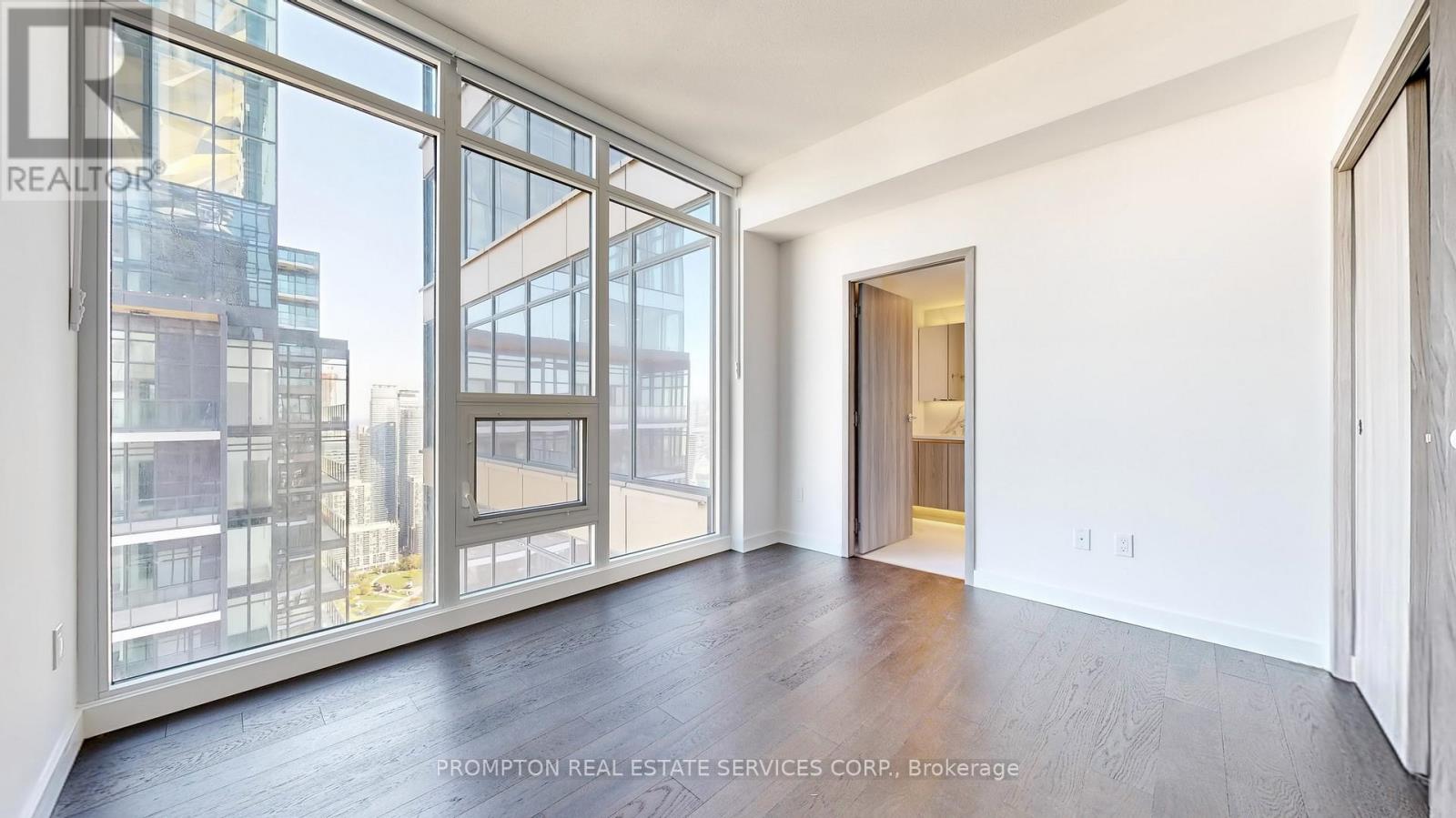 7003 - 3 Concord Cityplace Way, Toronto, Ontario  M5V 0X4 - Photo 10 - C12570816