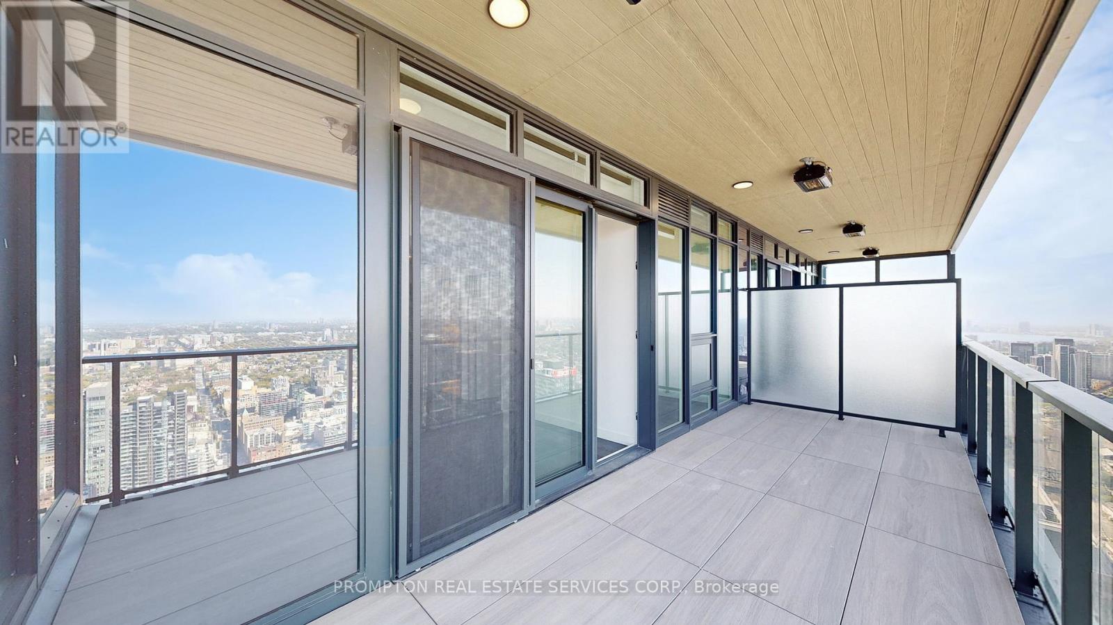 7003 - 3 Concord Cityplace Way, Toronto, Ontario  M5V 0X4 - Photo 21 - C12570816