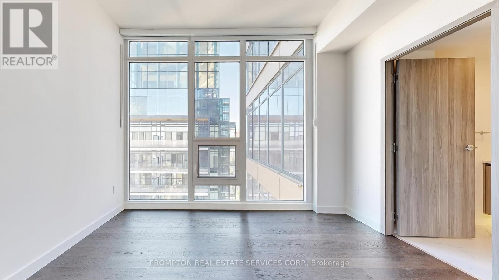 7003 - 3 Concord Cityplace Way, Toronto, Ontario  M5V 0X4 - Photo 9 - C12570816