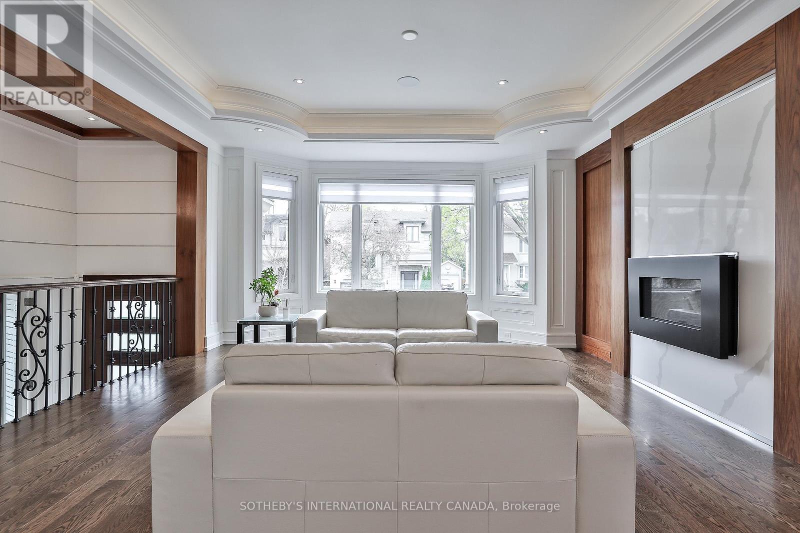 128 Park Home Avenue, Toronto, Ontario  M2N 1W8 - Photo 13 - C12570858