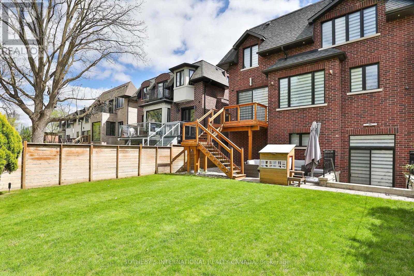 128 Park Home Avenue, Toronto, Ontario  M2N 1W8 - Photo 49 - C12570858