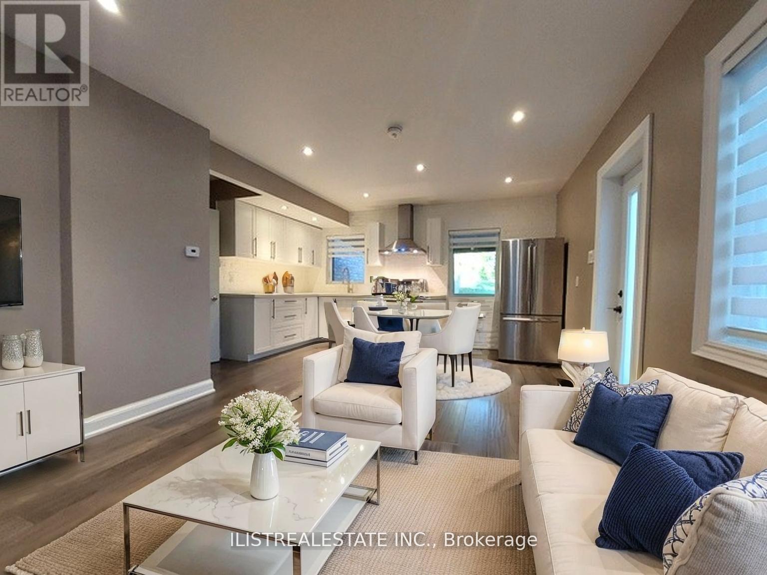 43 Anaconda Avenue, Toronto, Ontario  M1L 4M1 - Photo 4 - E12570804