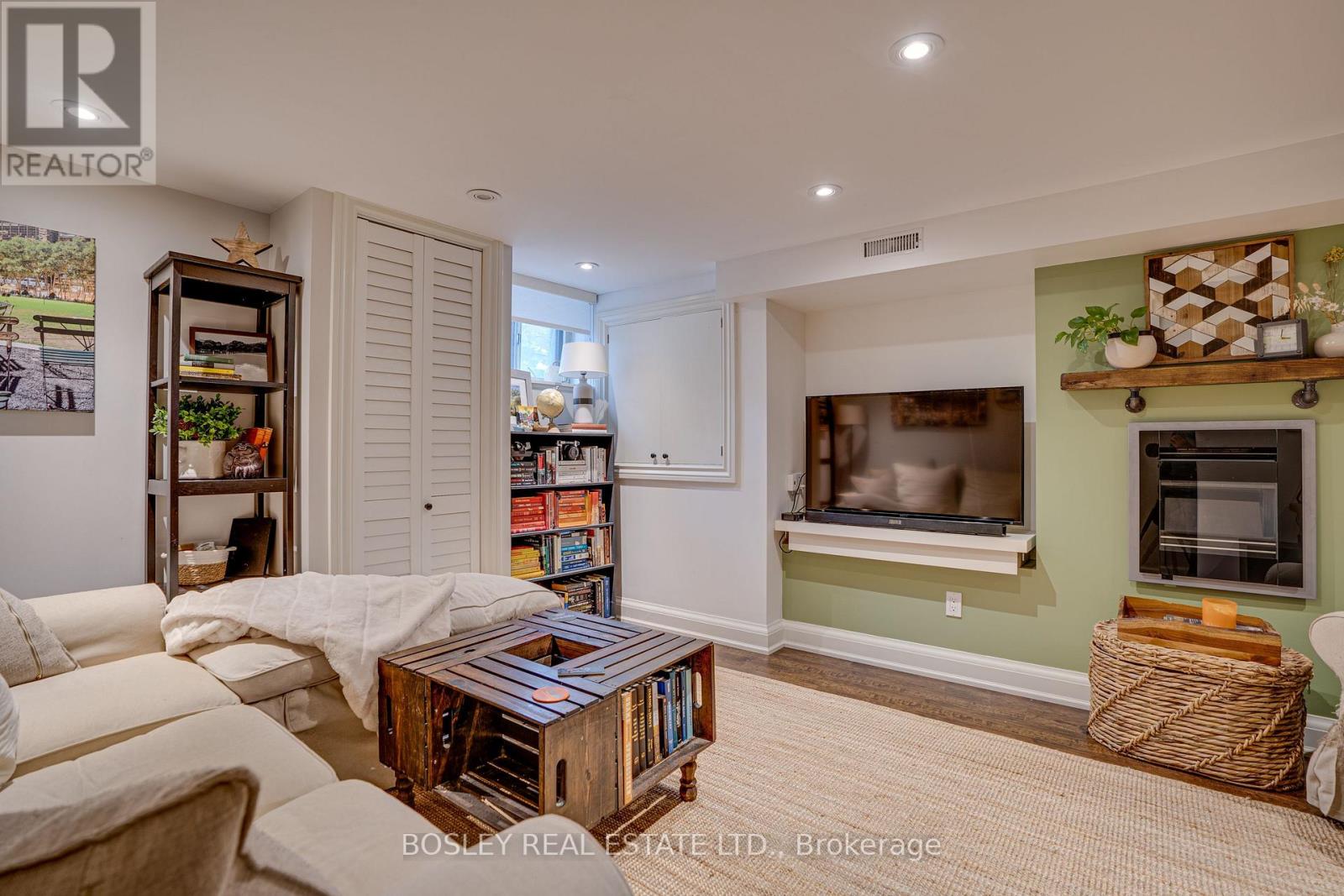 Main - 39 Poucher Street, Toronto, Ontario  M4J 2Z1 - Photo 13 - E12570842