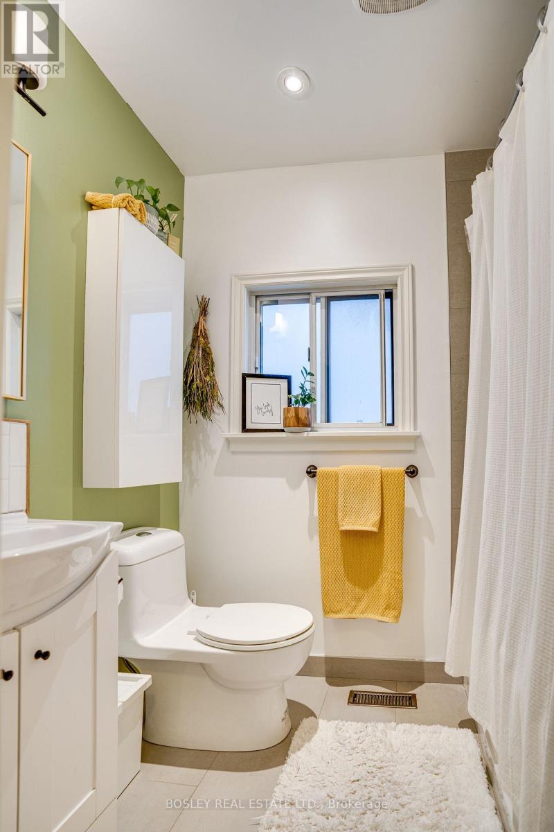 Main - 39 Poucher Street, Toronto, Ontario  M4J 2Z1 - Photo 8 - E12570842