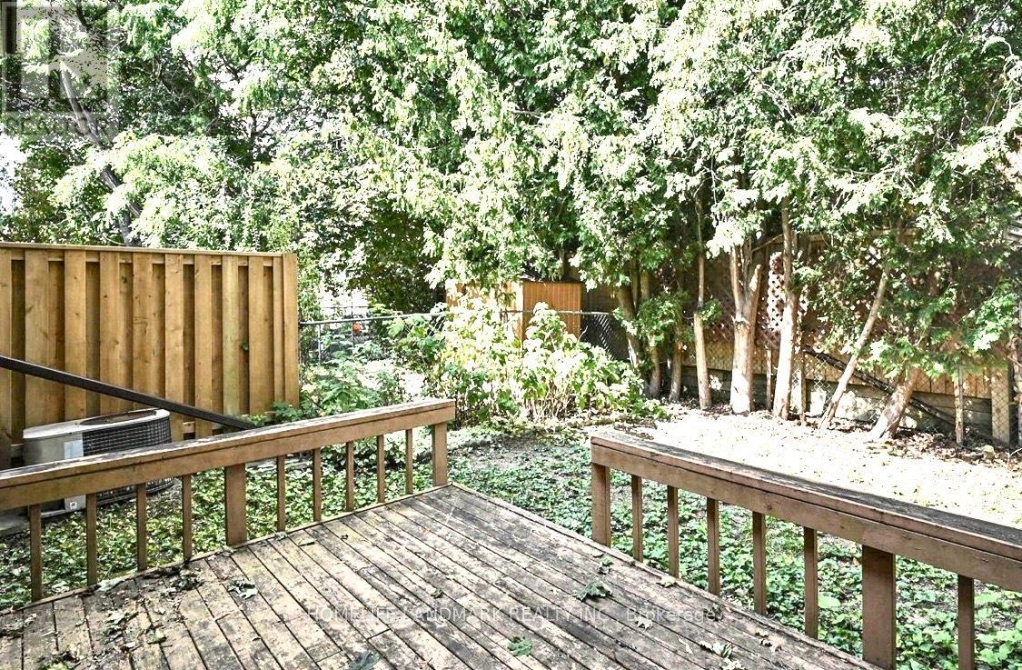 161 Carolbreen Square, Toronto, Ontario  M1V 1J1 - Photo 27 - E12570870