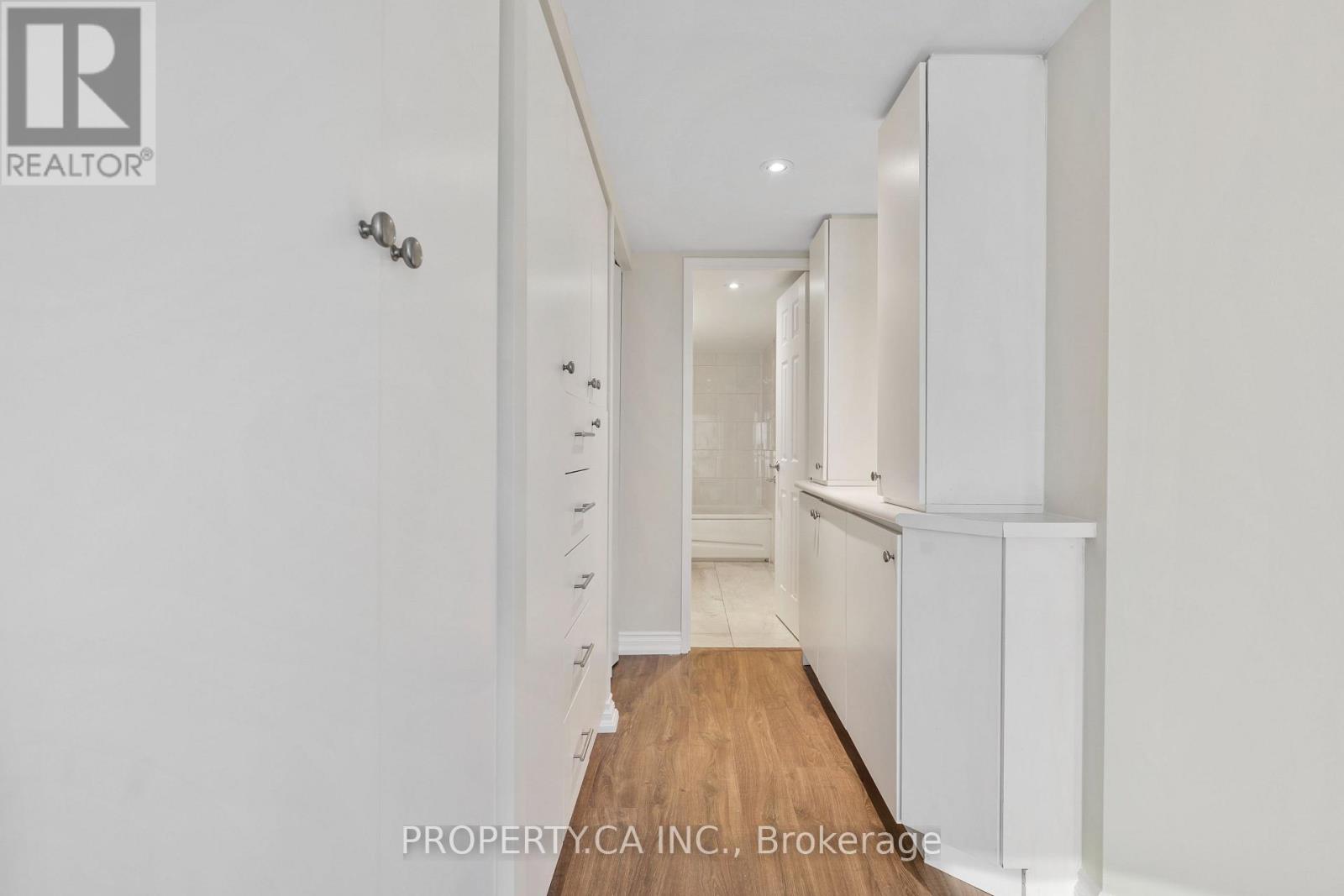 1410 - 1001 Bay Street, Toronto, Ontario  M5S 3A6 - Photo 16 - C12552054