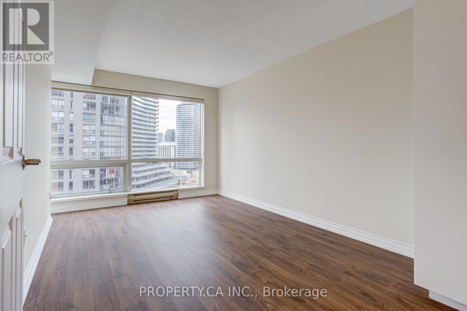 1410 - 1001 Bay Street, Toronto, Ontario  M5S 3A6 - Photo 13 - C12552054