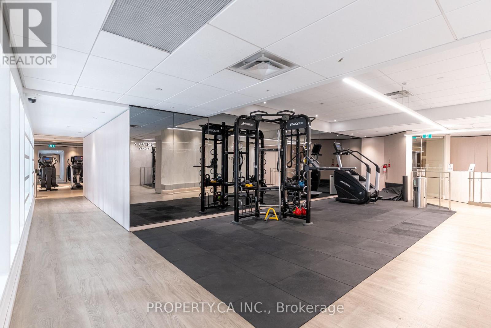 1410 - 1001 Bay Street, Toronto, Ontario  M5S 3A6 - Photo 32 - C12552054