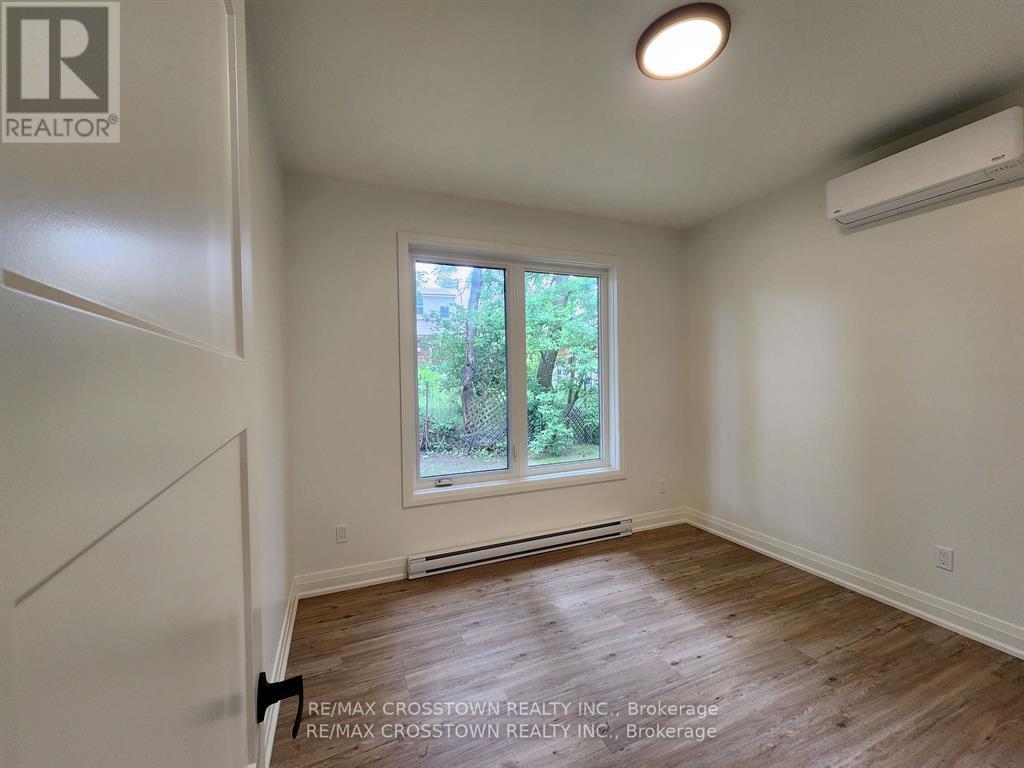 Gdn Ste - 120 Dundonald Street, Barrie (Codrington), Ontario  L4M 3T6 - Photo 11 - S12570818