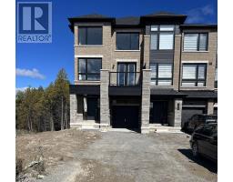 150 BLUE FOREST CRESCENT, Barrie, Ontario