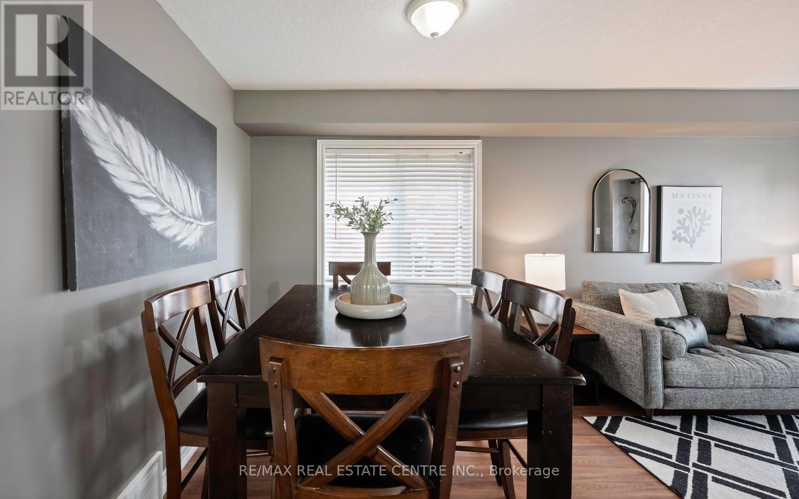 6 Maude Court, Orangeville, Ontario  L9W 0A3 - Photo 6 - W12570814