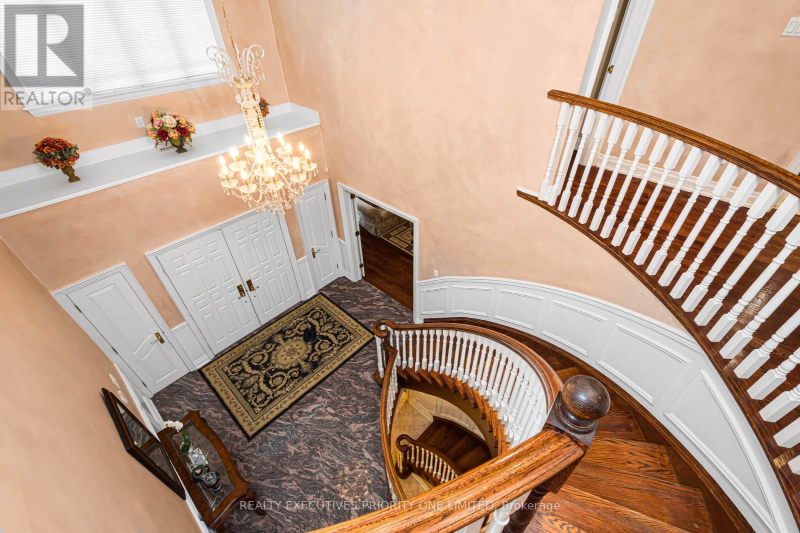 7 Finchley Road, Toronto, Ontario  M9A 2X4 - Photo 20 - W12570834