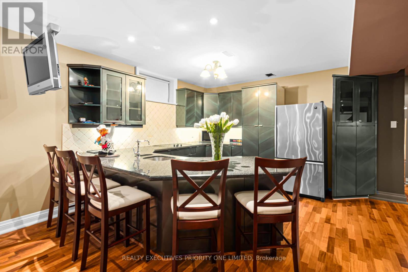 7 Finchley Road, Toronto, Ontario  M9A 2X4 - Photo 32 - W12570834