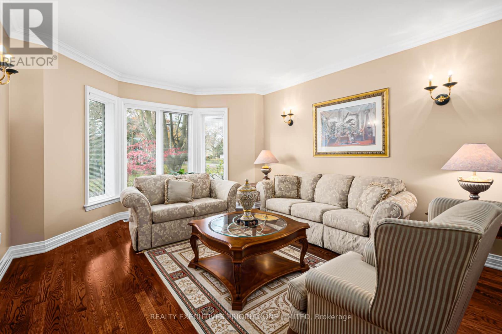 7 Finchley Road, Toronto, Ontario  M9A 2X4 - Photo 5 - W12570834