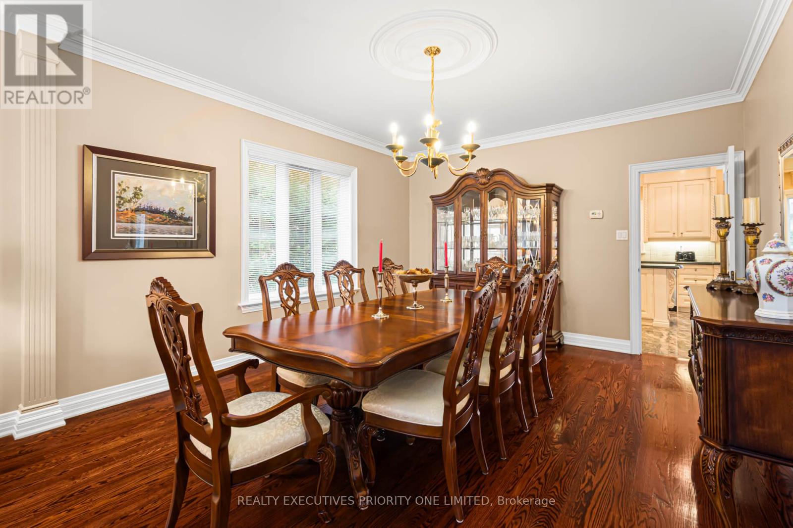 7 Finchley Road, Toronto, Ontario  M9A 2X4 - Photo 7 - W12570834