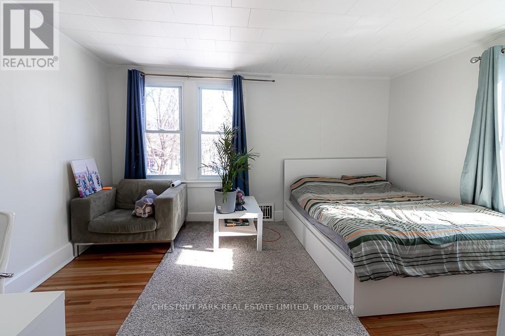 93 Seventh Street, Toronto, Ontario  M8V 3B5 - Photo 15 - W12570846