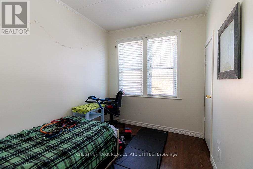 93 Seventh Street, Toronto, Ontario  M8V 3B5 - Photo 21 - W12570846