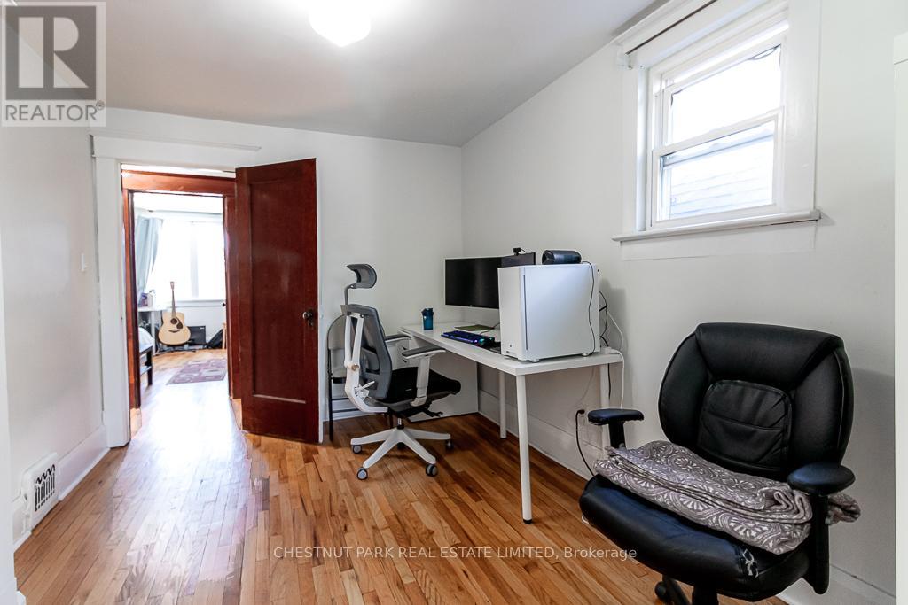 93 Seventh Street, Toronto, Ontario  M8V 3B5 - Photo 23 - W12570846