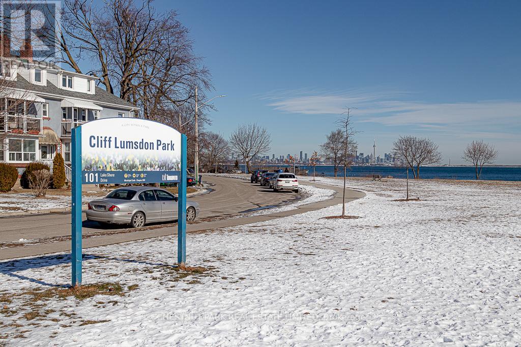 93 Seventh Street, Toronto, Ontario  M8V 3B5 - Photo 27 - W12570846