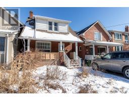 93 SEVENTH STREET, Toronto, Ontario