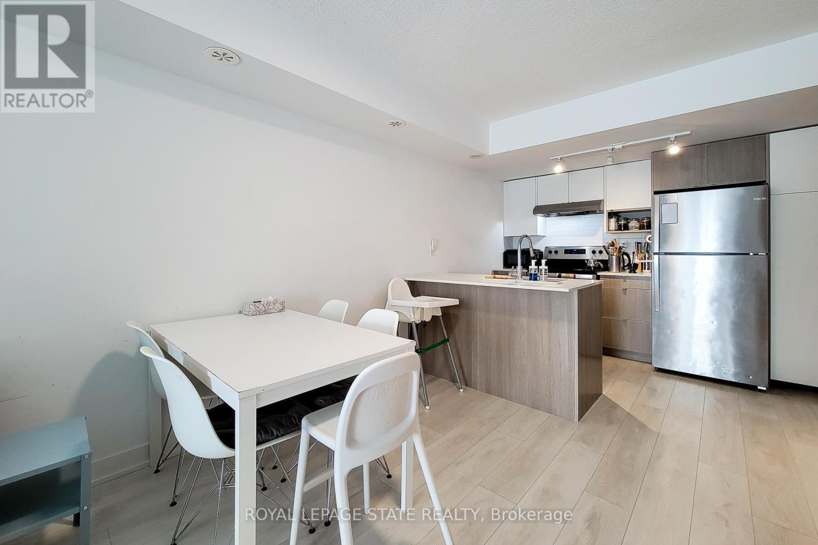 510 - 1127 Cooke Boulevard, Burlington, Ontario  L7T 0C3 - Photo 17 - W12570848