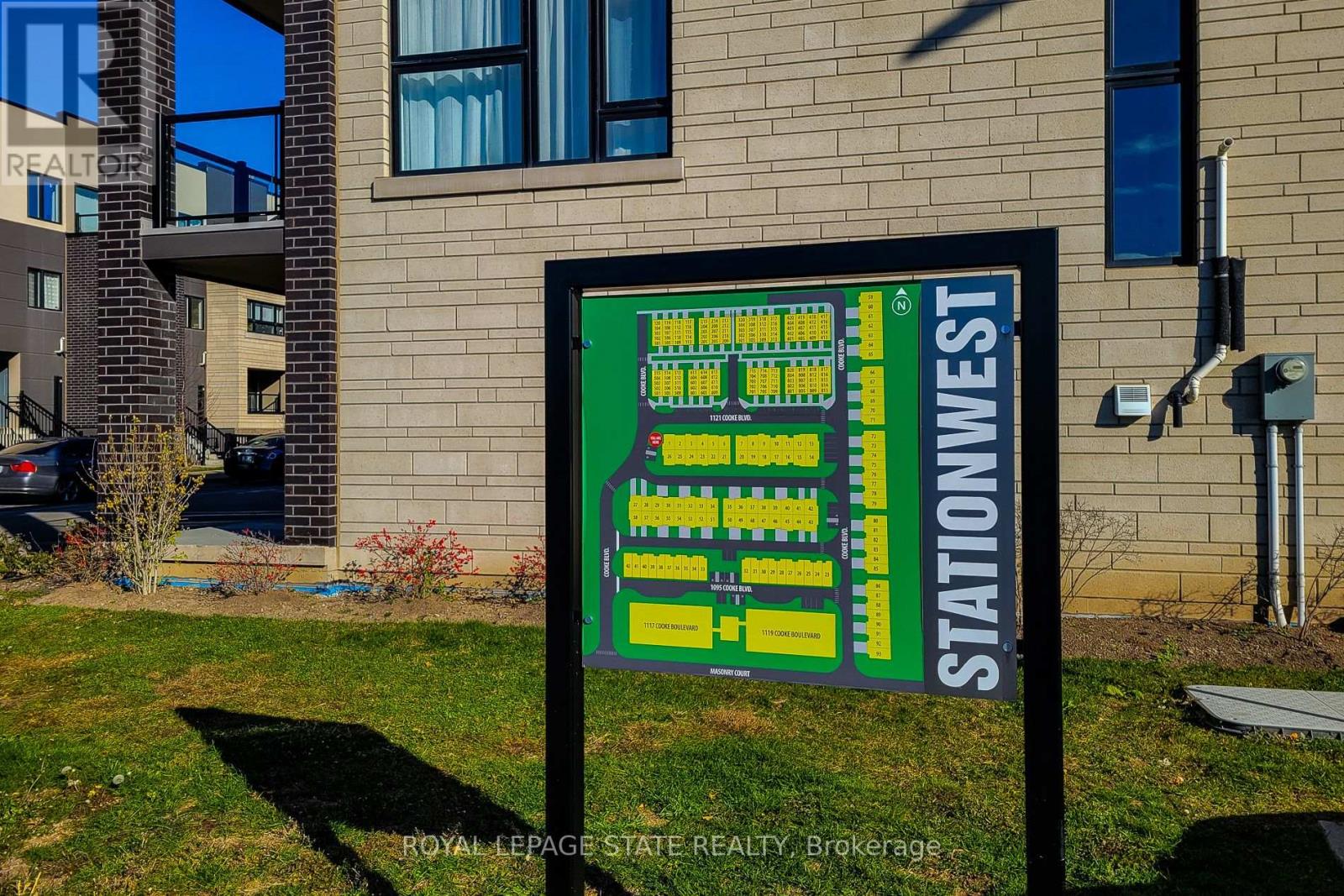 510 - 1127 Cooke Boulevard, Burlington, Ontario  L7T 0C3 - Photo 2 - W12570848