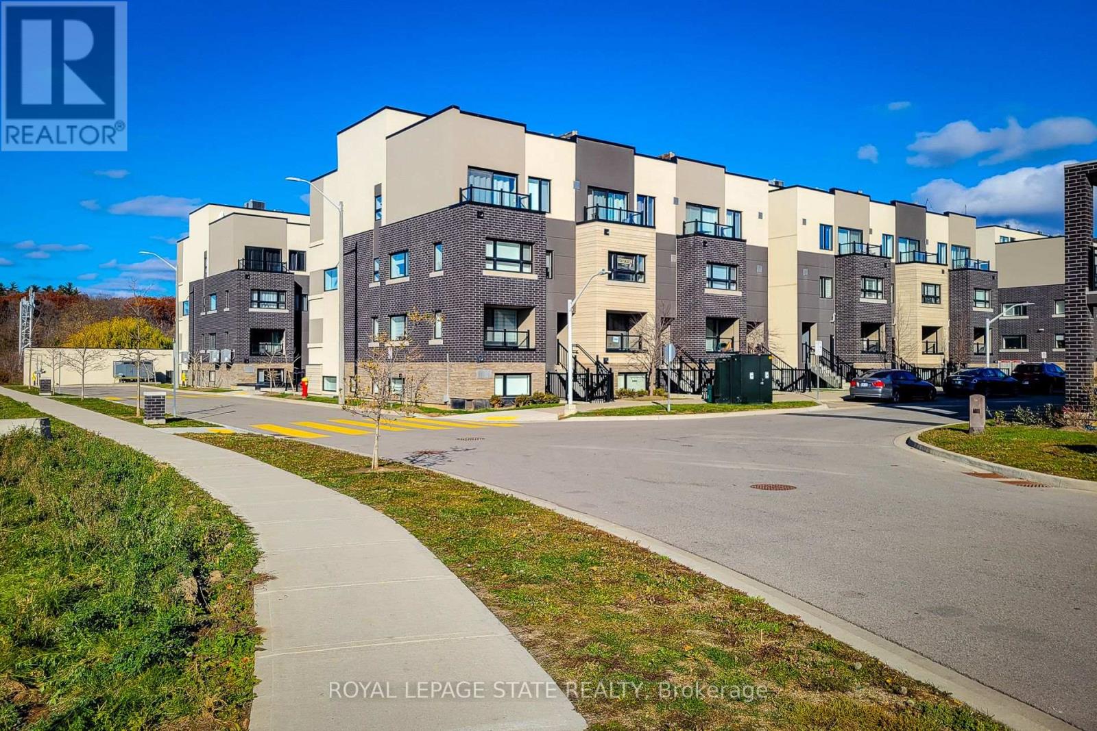 510 - 1127 Cooke Boulevard, Burlington, Ontario  L7T 0C3 - Photo 3 - W12570848