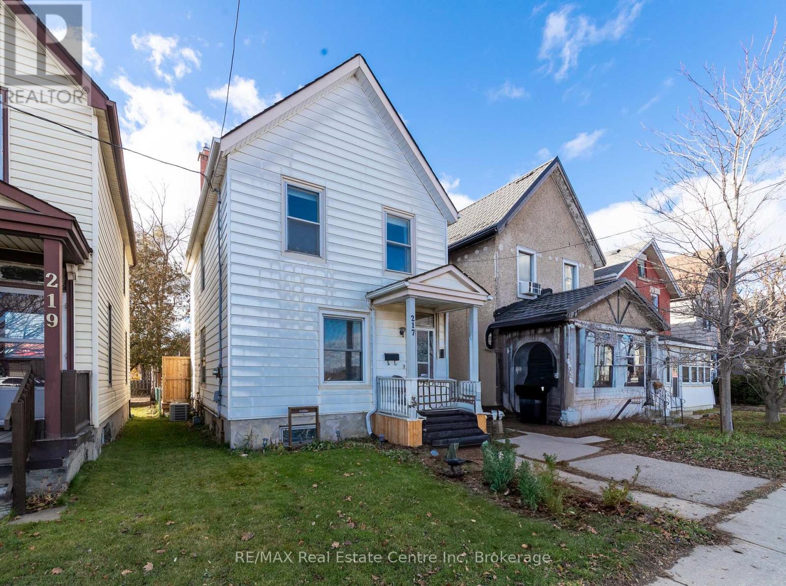 217 Victoria Road S, Guelph, Ontario  N1E 5P9 - Photo 2 - X12570902