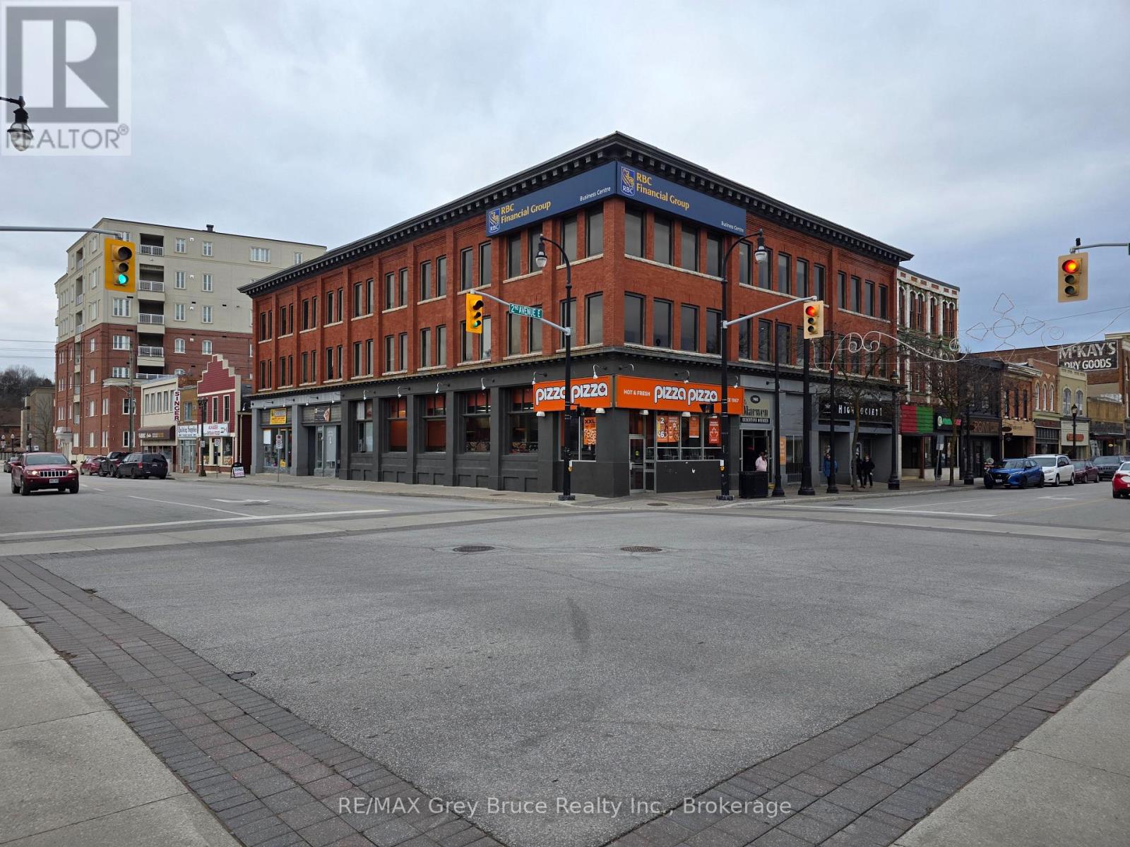 158 9th Street E, Owen Sound, Ontario  N4K 2H3 - Photo 2 - X12570952