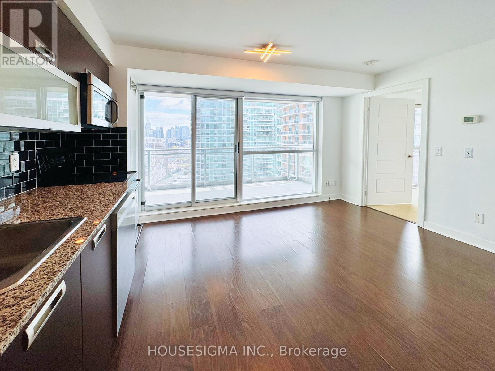 2012 - 100 Western Battery Road, Toronto, Ontario  M6K 3S2 - Photo 4 - C12553348