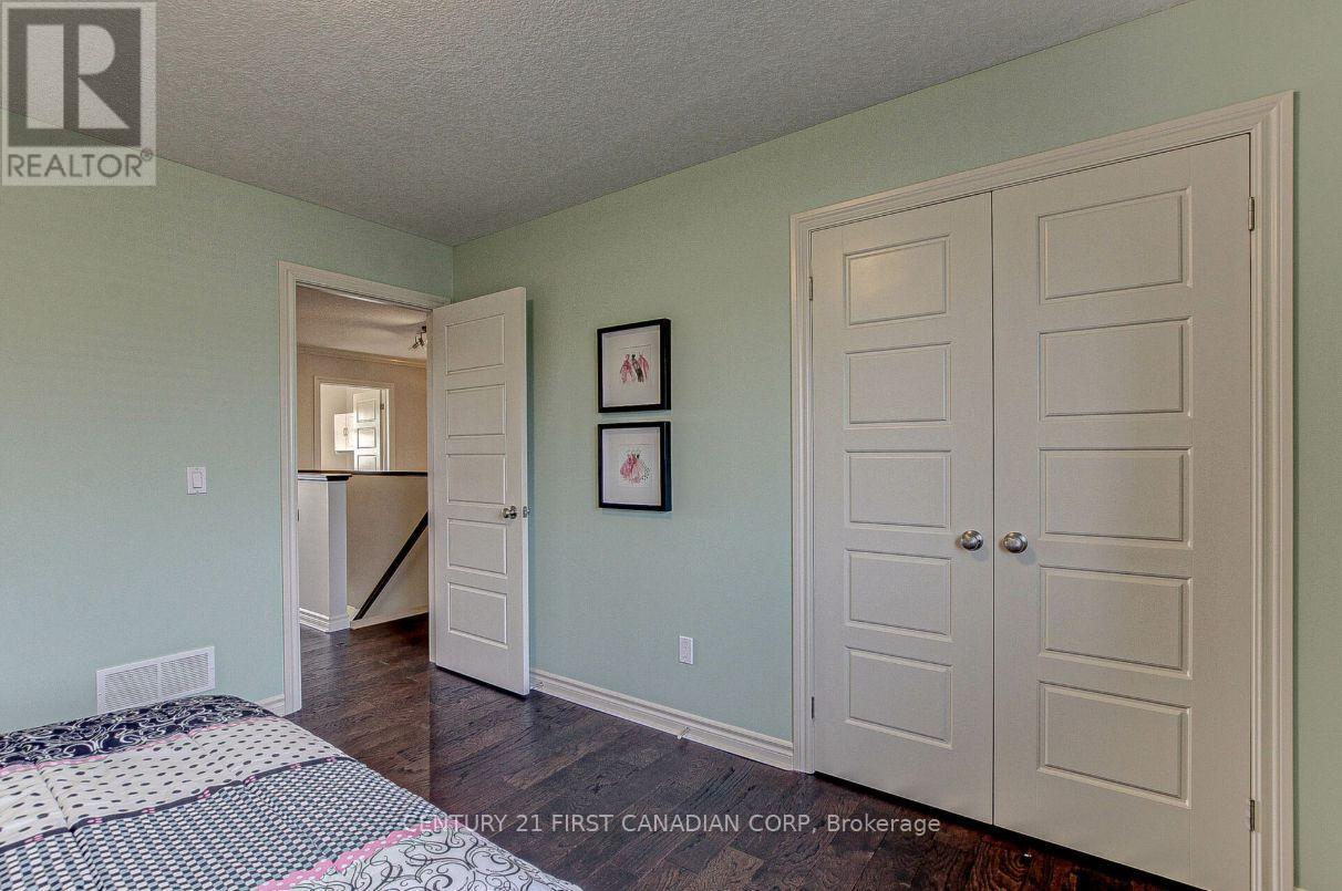 1956 Quarrier Road, London North, Ontario  N6G 5L2 - Photo 26 - X12570922