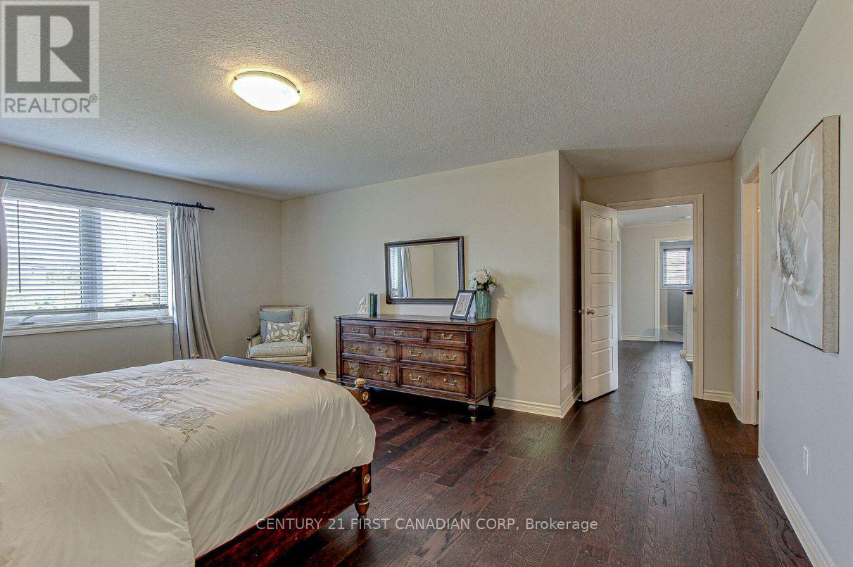 1956 Quarrier Road, London North, Ontario  N6G 5L2 - Photo 31 - X12570922