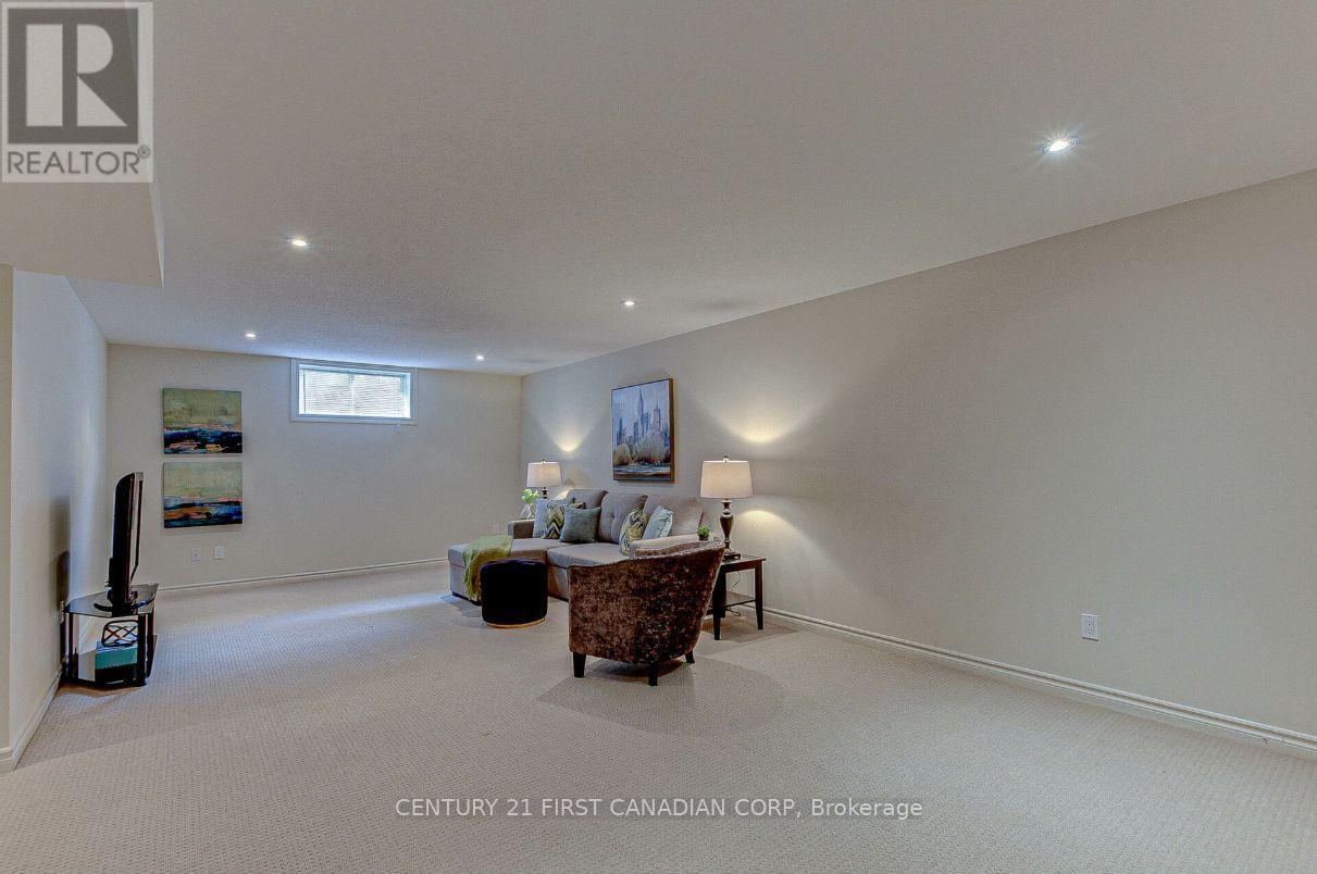 1956 Quarrier Road, London North, Ontario  N6G 5L2 - Photo 40 - X12570922