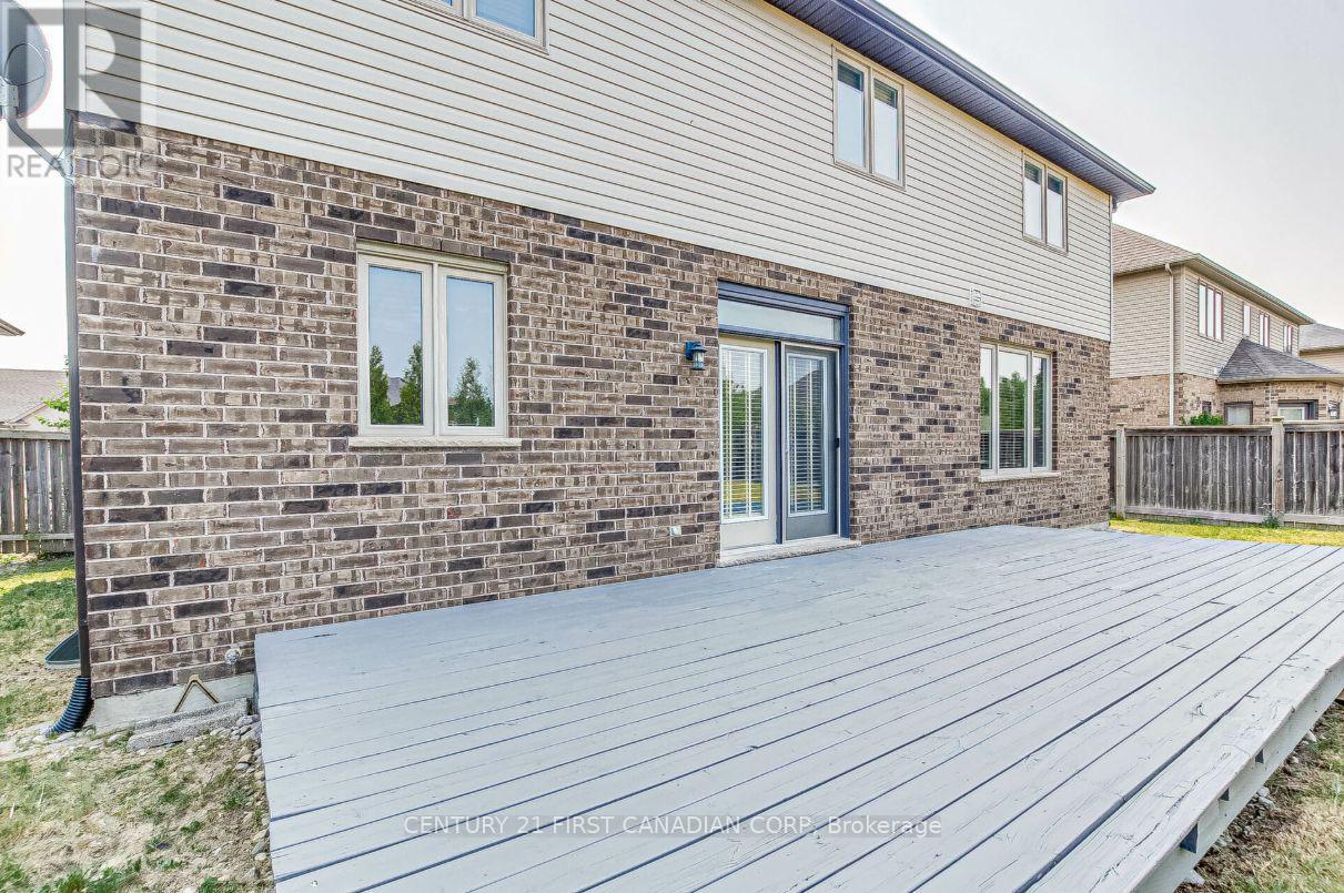 1956 Quarrier Road, London North, Ontario  N6G 5L2 - Photo 45 - X12570922