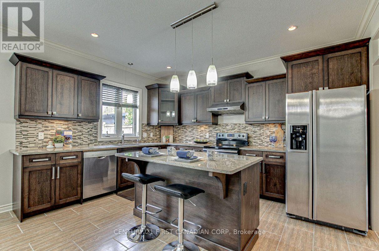 1956 Quarrier Road, London North, Ontario  N6G 5L2 - Photo 8 - X12570922