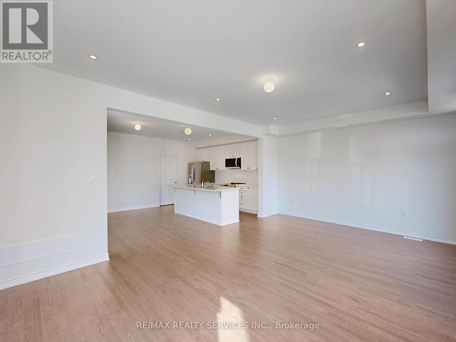 513 Littlewood Lane, Ajax, Ontario  L1S 0H1 - Photo 11 - E12481949