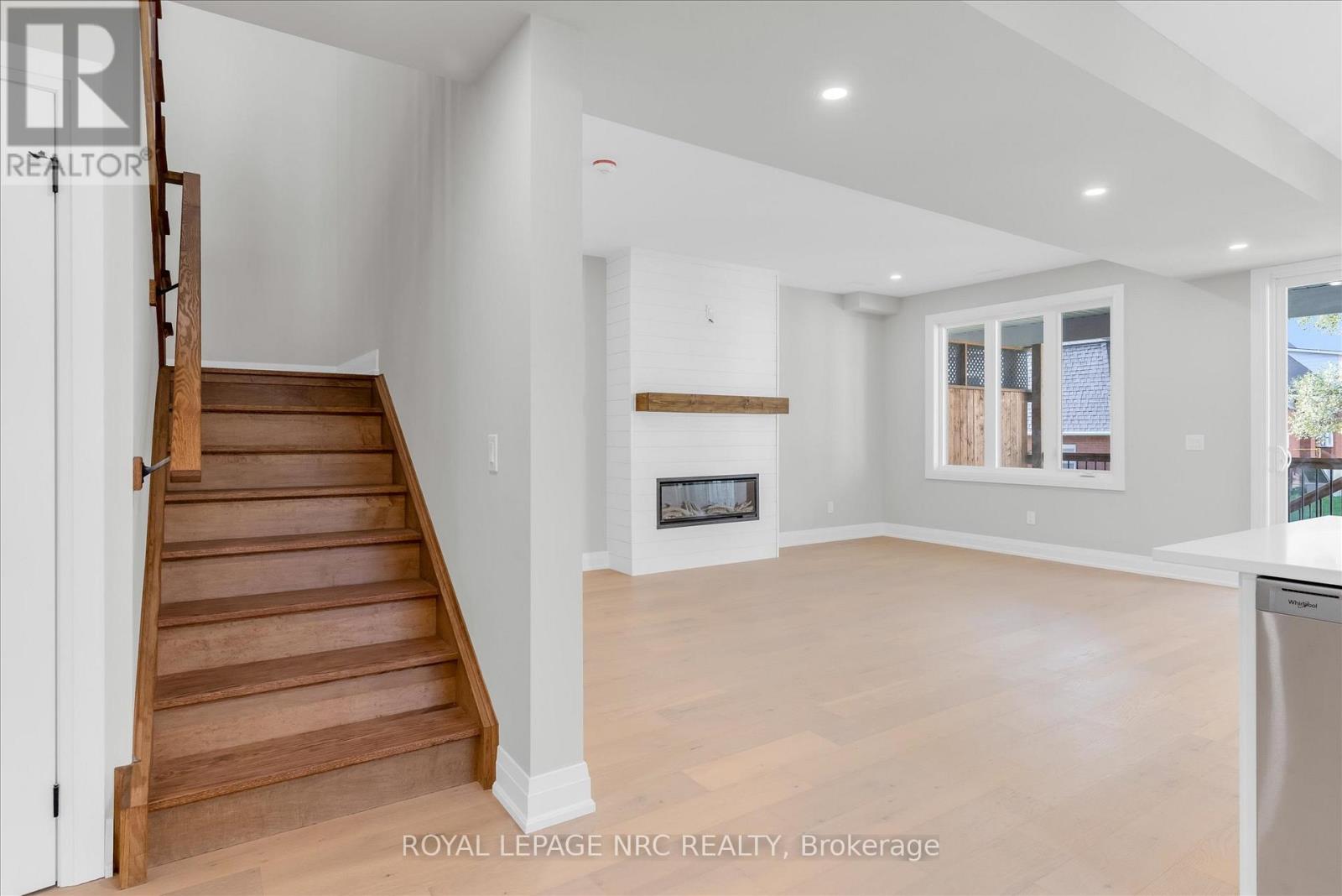 66 Page Street, Port Colborne, Ontario  L3K 5V1 - Photo 16 - X12474058