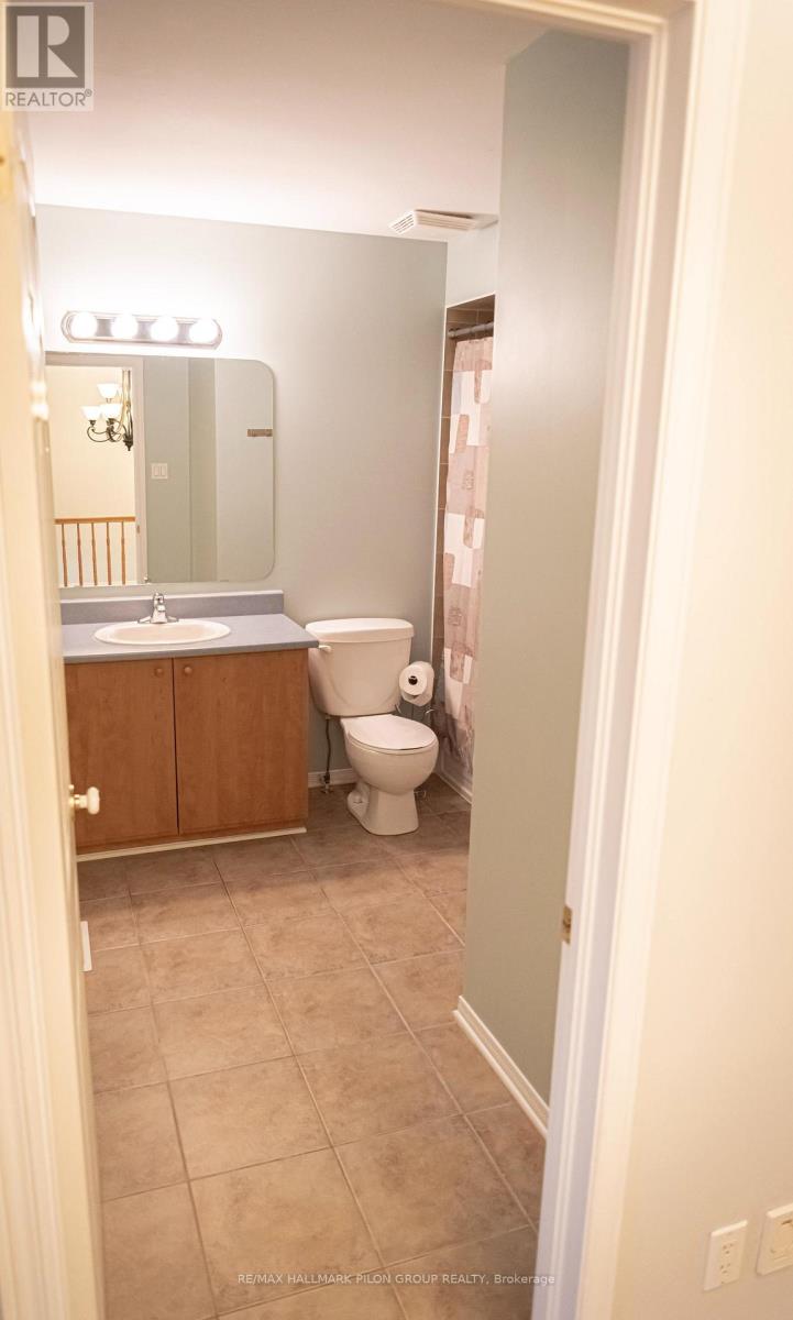 2077 Bergamot Circle, Ottawa, Ontario  K4A 4R3 - Photo 12 - X12570888