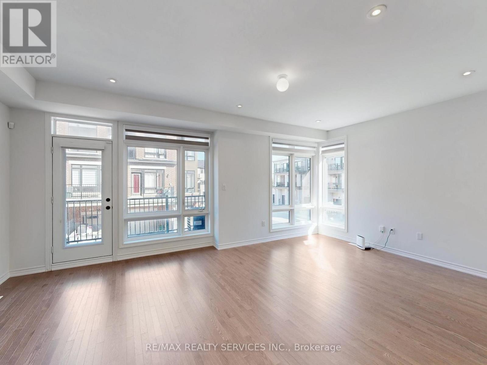 513 Littlewood Lane, Ajax, Ontario  L1S 0H1 - Photo 10 - E12418057