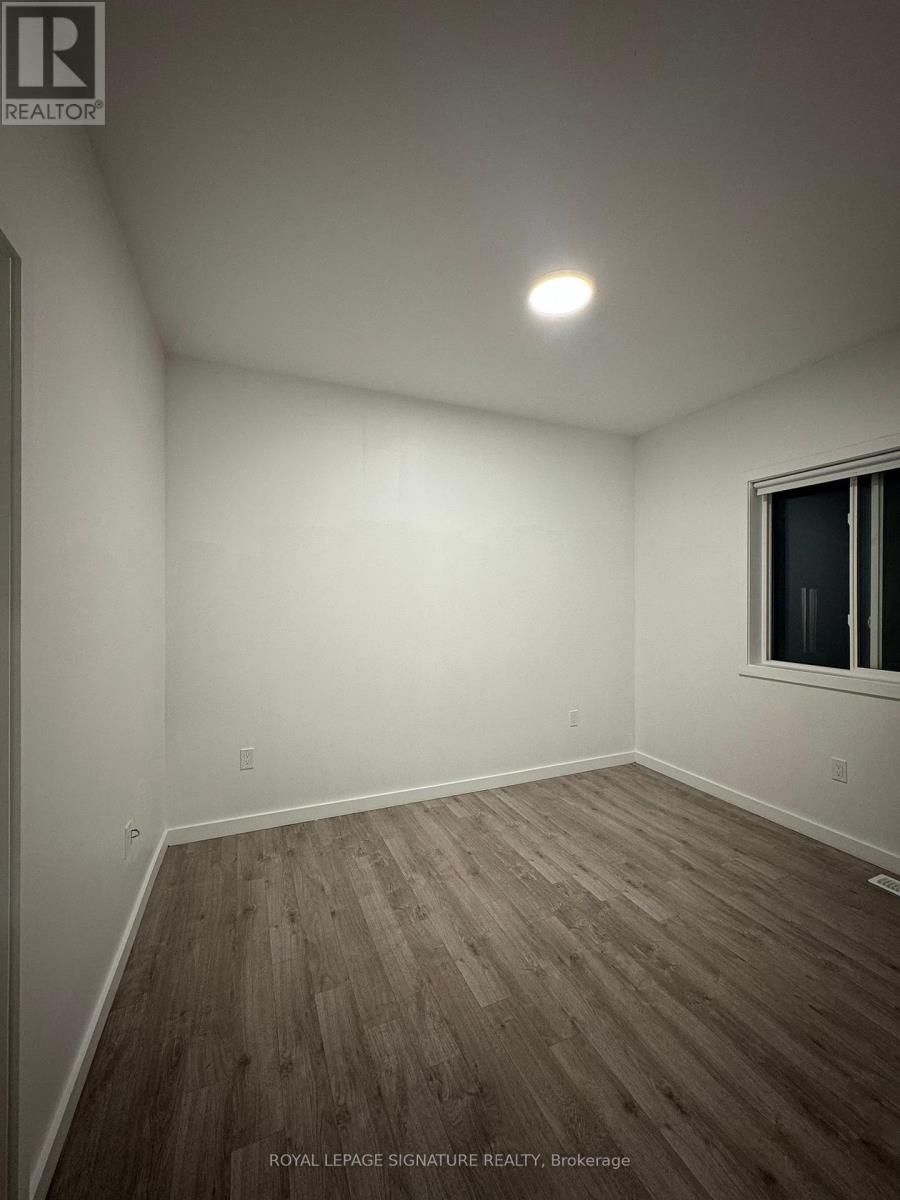 100 - 200 W Main Street, Welland, Ontario  L3C 5A4 - Photo 10 - X12567678