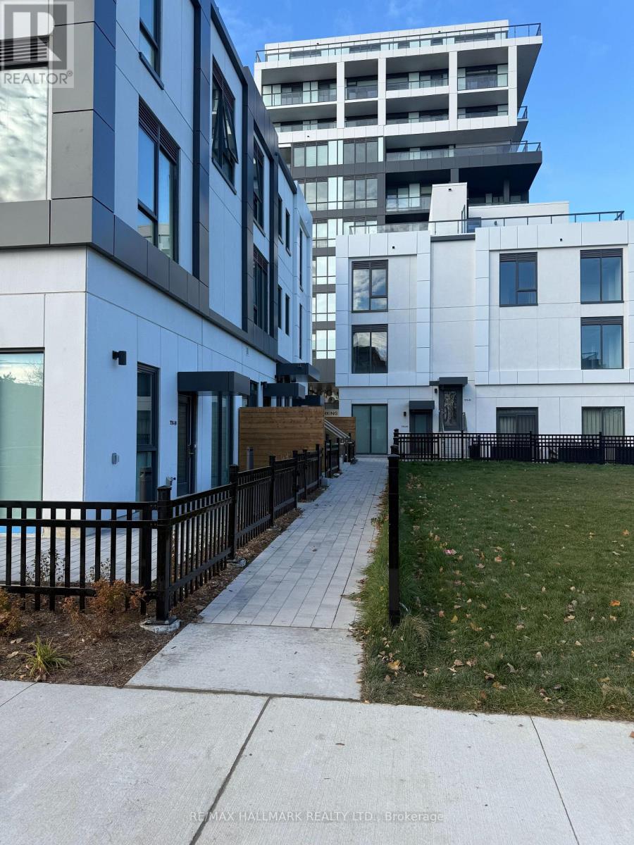 Th-06 - 20 Dervock Crescent, Toronto, Ontario  M2K 0H9 - Photo 2 - C12570910