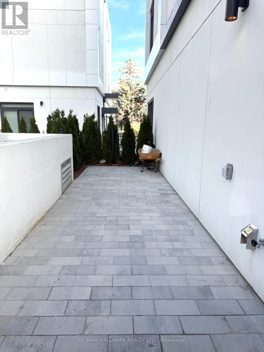 Th-06 - 20 Dervock Crescent, Toronto, Ontario  M2K 0H9 - Photo 7 - C12570910