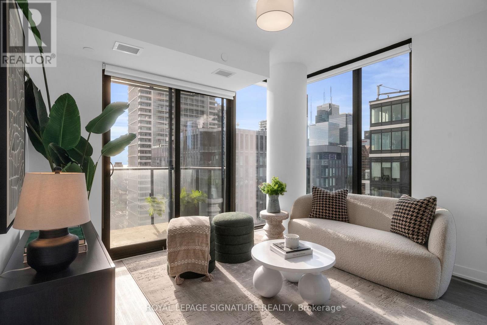 2902 - 47 MUTUAL STREET, Toronto, Ontario